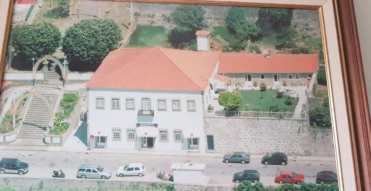 Отель Casa Do Adro Виана-ду-Каштелу Экстерьер фото
