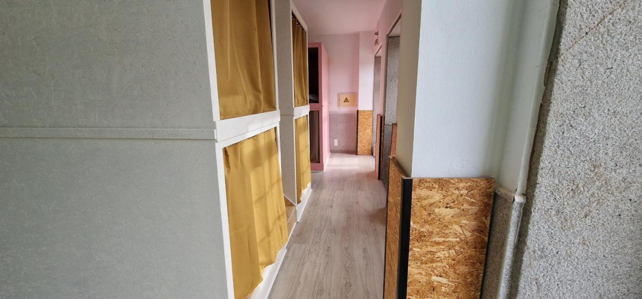 Отель Casa Do Adro Виана-ду-Каштелу Экстерьер фото